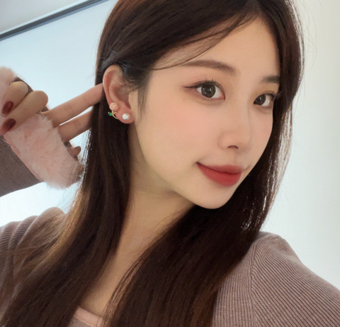 Pink Tulip Gold Earring
