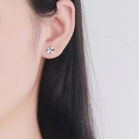 Sterling Silver Clover Earring