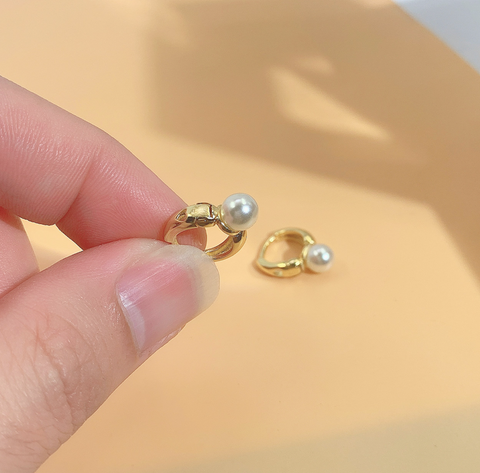 Pearl Hoops Earring