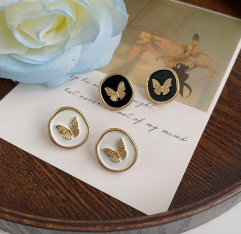 Gold Butterfly Round Earring Black