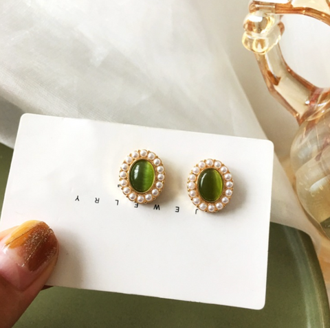 Cat Eye Green Oval Earring