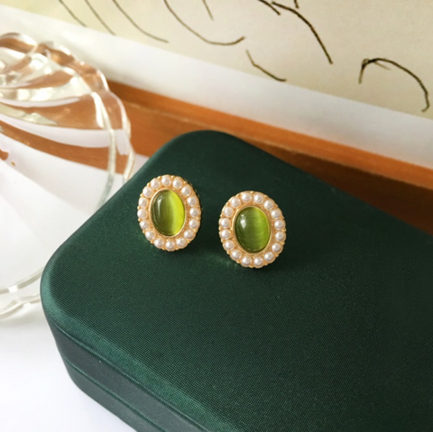 Cat Eye Green Oval Earring