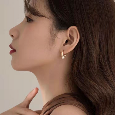 Single Pearl Hoop Earring