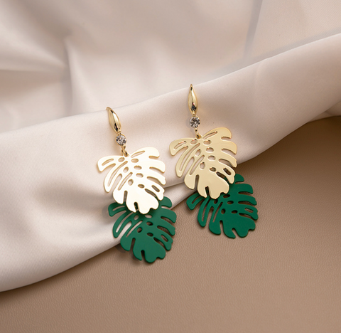 Palm Leaf Dangle Earring