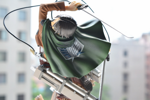 Attack on Titan Captain Levi on Stump Statue