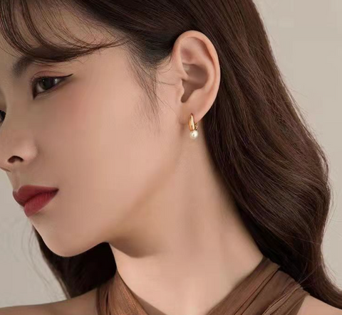 Single Pearl Hoop Earring