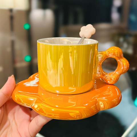Daisy Flower Ceramic Cup and Saucer