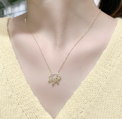 Cloud Gold Lock Necklace