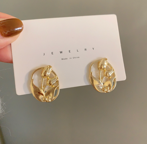 Gold Tulips Earring