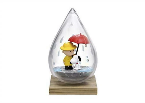 Snoopy Weather Terrarium Statue