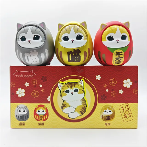 Cat Daruma Statue
