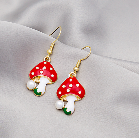 Mushroom Pearl Dangle Earring