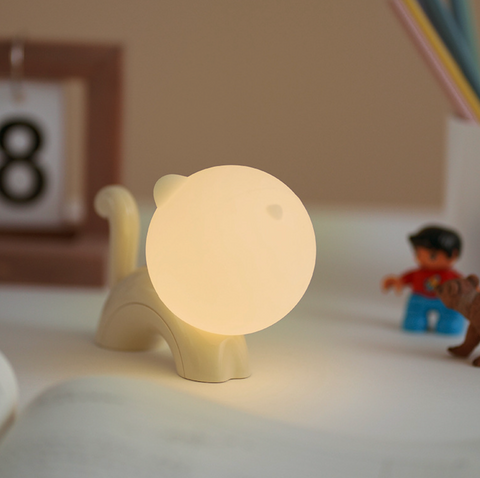 Arching Round Kitten Nightlight