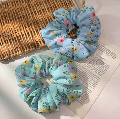 Spring Flower Scrunchie