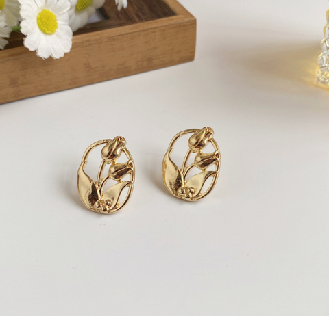 Gold Tulips Earring
