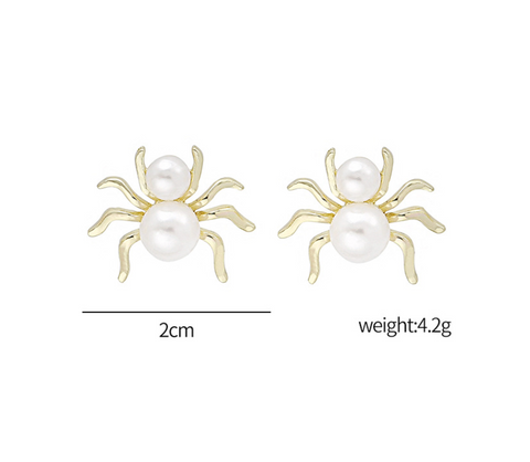 Pearl Gold Spider Stud Earring