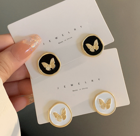 Gold Butterfly Round Earring Black