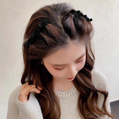 Three Hair Clip Fish