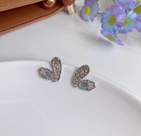 Heart Stone Earring