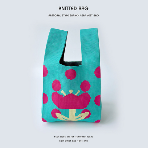 Minimalist Knitted Bag