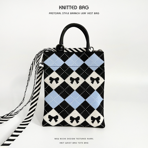 Versatile Minimalist Knit Shoulder Purse
