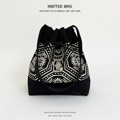 Drawstring Branch Leaf Knit Bag