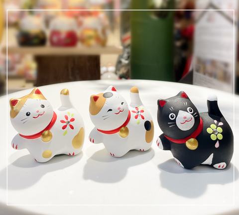 Lucky Healing Cat Ceramic Black