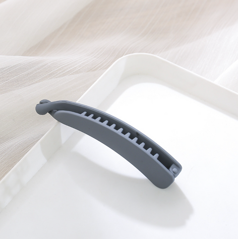 Twist Matte Hair Clip