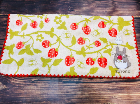 Totoro Strawberry Bathtowel 60*120
