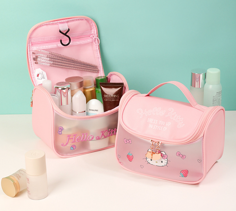 Top Zip Hello Kitty Wash Bag
