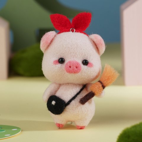 Dress Up Pig Needle Felt Set