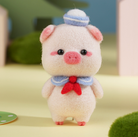 Dress Up Pig Needle Felt Set