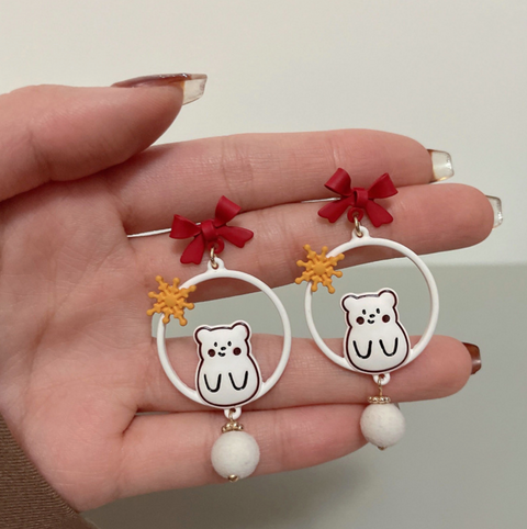 Sitting White Bear Earring