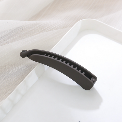 Twist Matte Hair Clip