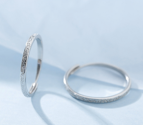 Criss Cross Ring