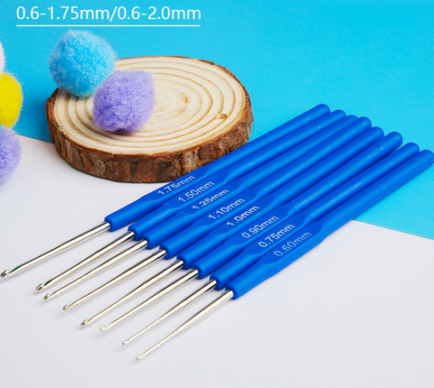 Plastic Handle Lace Crochet