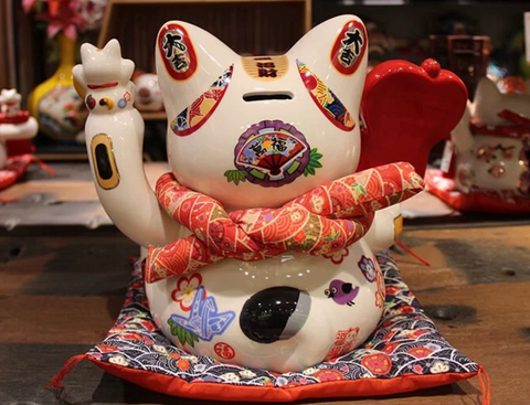 10" Ceramic Lucky Cat Catbank Kittens
