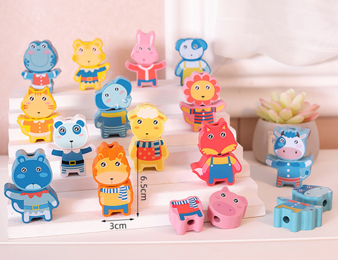 136 pcs of Wood Cartoon Lace Blocks