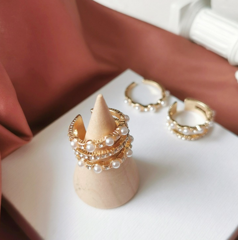 Pearl Ring