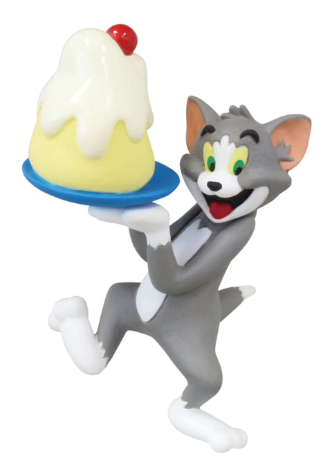 Tom and Jerry Ice Cream Statue