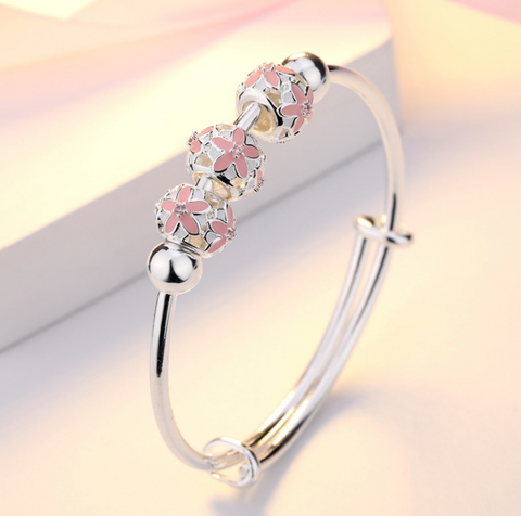 Round Pink Pendents Bracelet