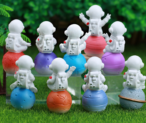 Planet Astronaut Chibi Statue