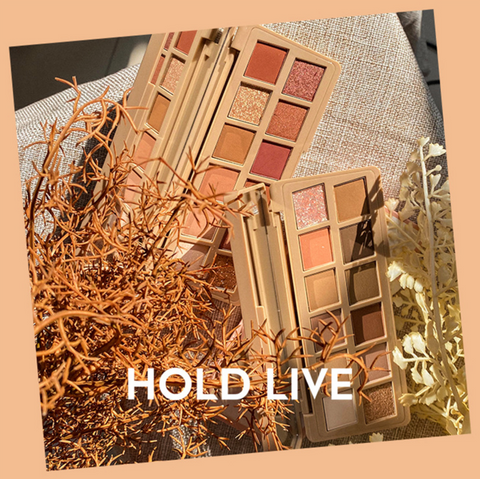 Hold Live Eyeshadow Palette