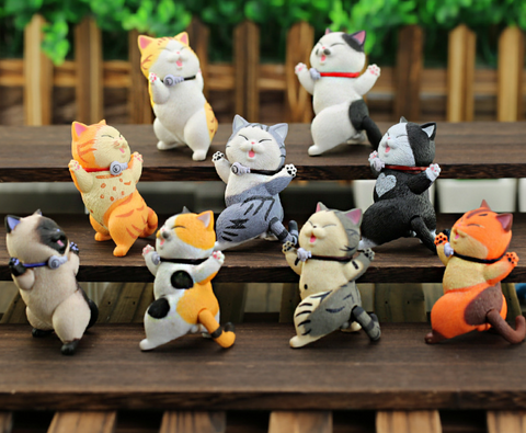 Dancing Cats Chibi Statues