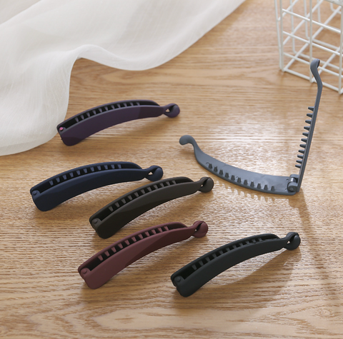 Twist Matte Hair Clip