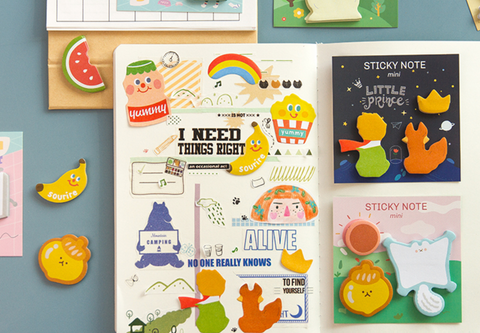 Charm Shaped Sticky Post It