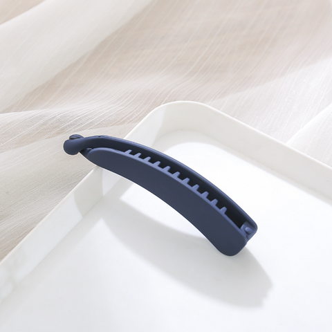 Twist Matte Hair Clip