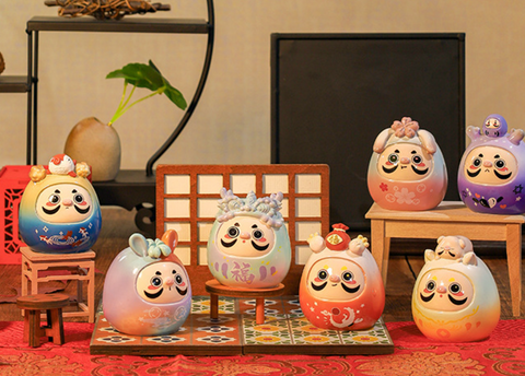 Daruma Mystery Statue