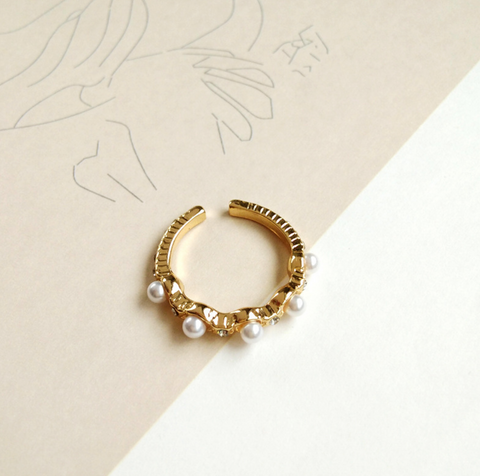 Pearl Ring