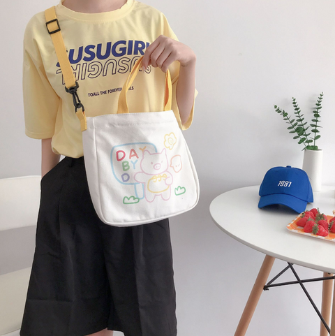 Day by Day Pig Tote